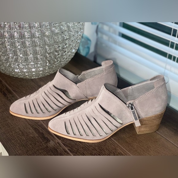 1. State Arnet Stacked Heel booties Suede Gray 9M - Picture 14 of 16